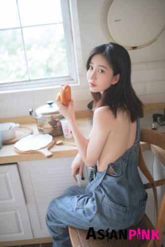 X-MODEL | Nnian – Bibs