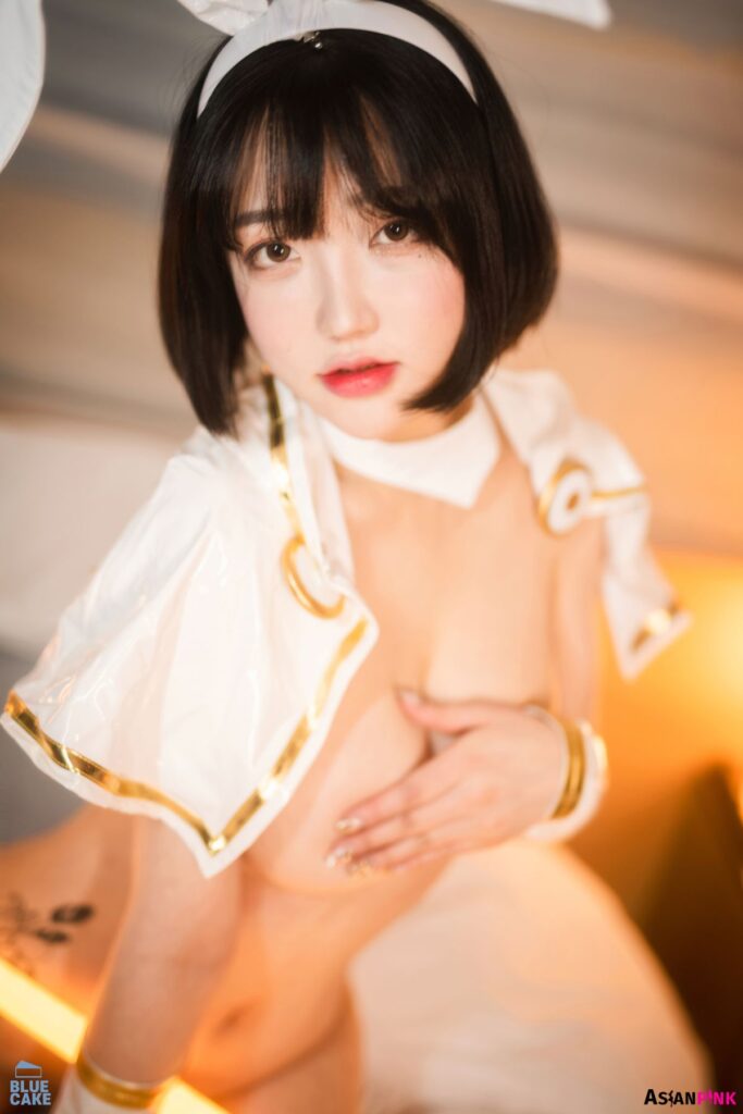 BLUECAKE-Son-Ye-Eun-BunnyLuXXX