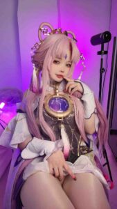 小瑶幺幺 (xiaoyaoyaoyao12) cosplay Fu Xuan - HonkaiStar Rail