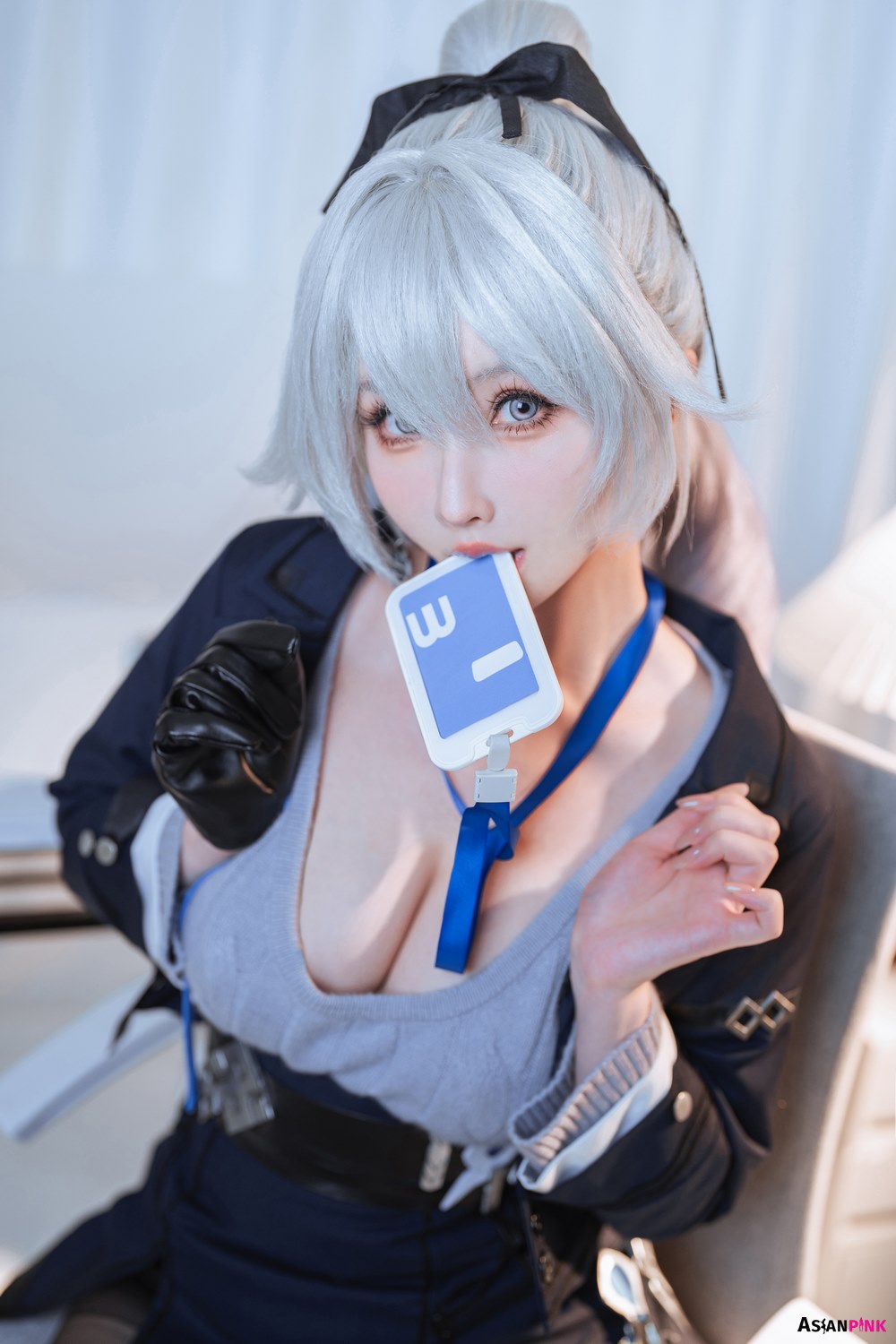 Rioko (凉凉子) cosplay Bronya Zaychik OL – Honkai Impact 3
