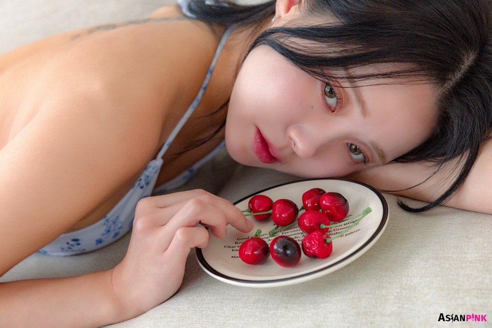 [SWEETBOX] Inah (이나) – Vol.56 Breath