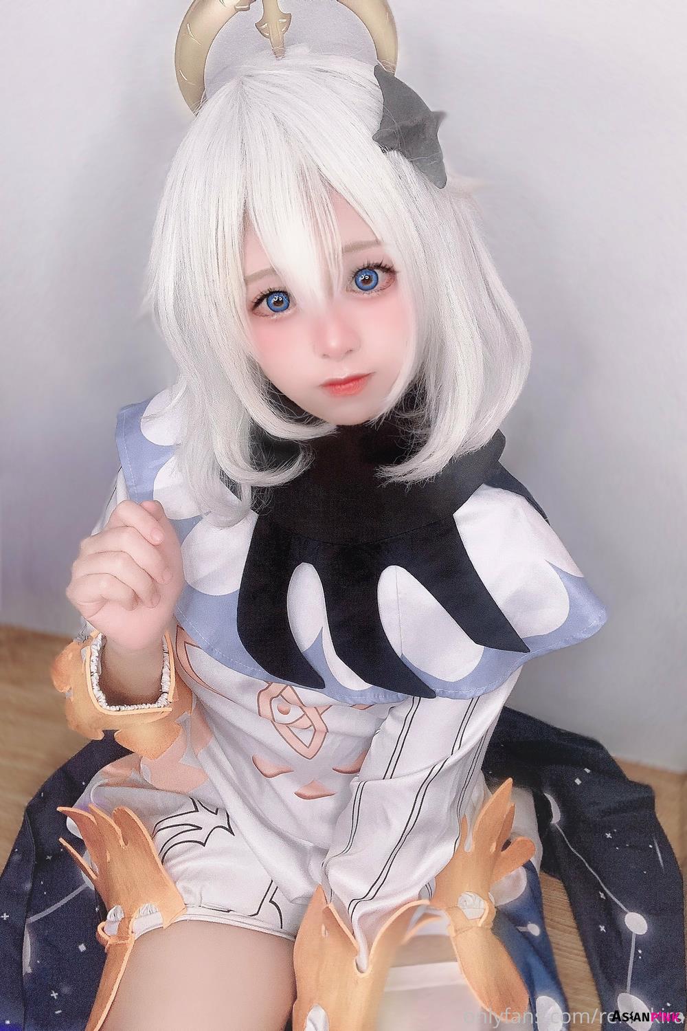 Coser @Remukira with her OnlyFans福利姬 June
