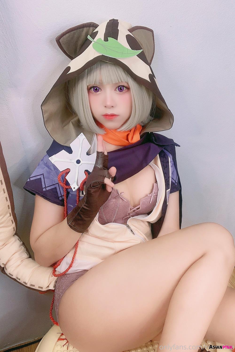 Coser @Remukira with her OnlyFans福利姬 June