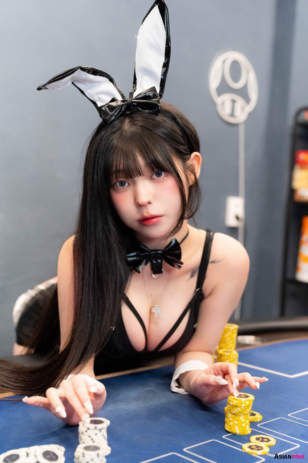 Yudi (유디) – Black Rabbit